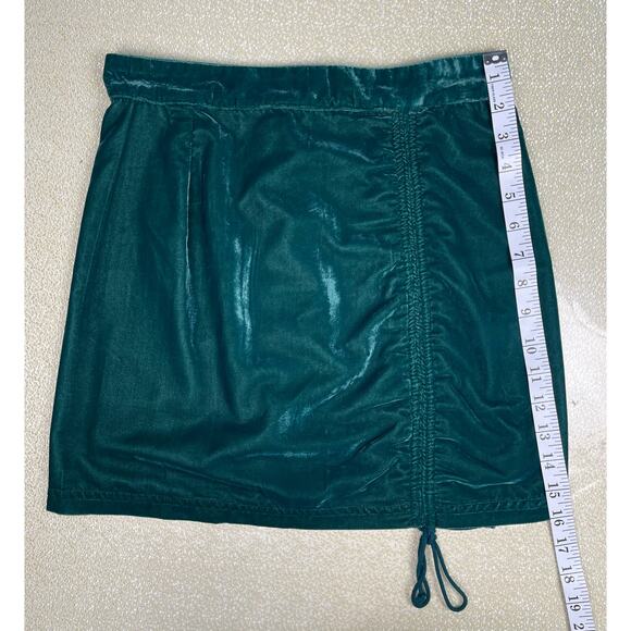 Free People Green Velvet Mini Skirt Size 2 - Picture 5 of 7
